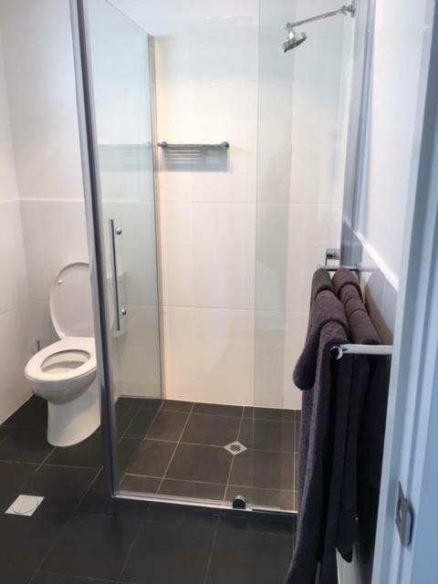 Port Lincoln Shark Apartment 1 ภายนอก รูปภาพ